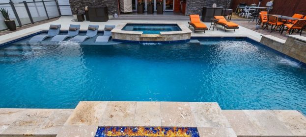Get Luxury and Comfort with Quality Swimming Pool Contractors in Florida